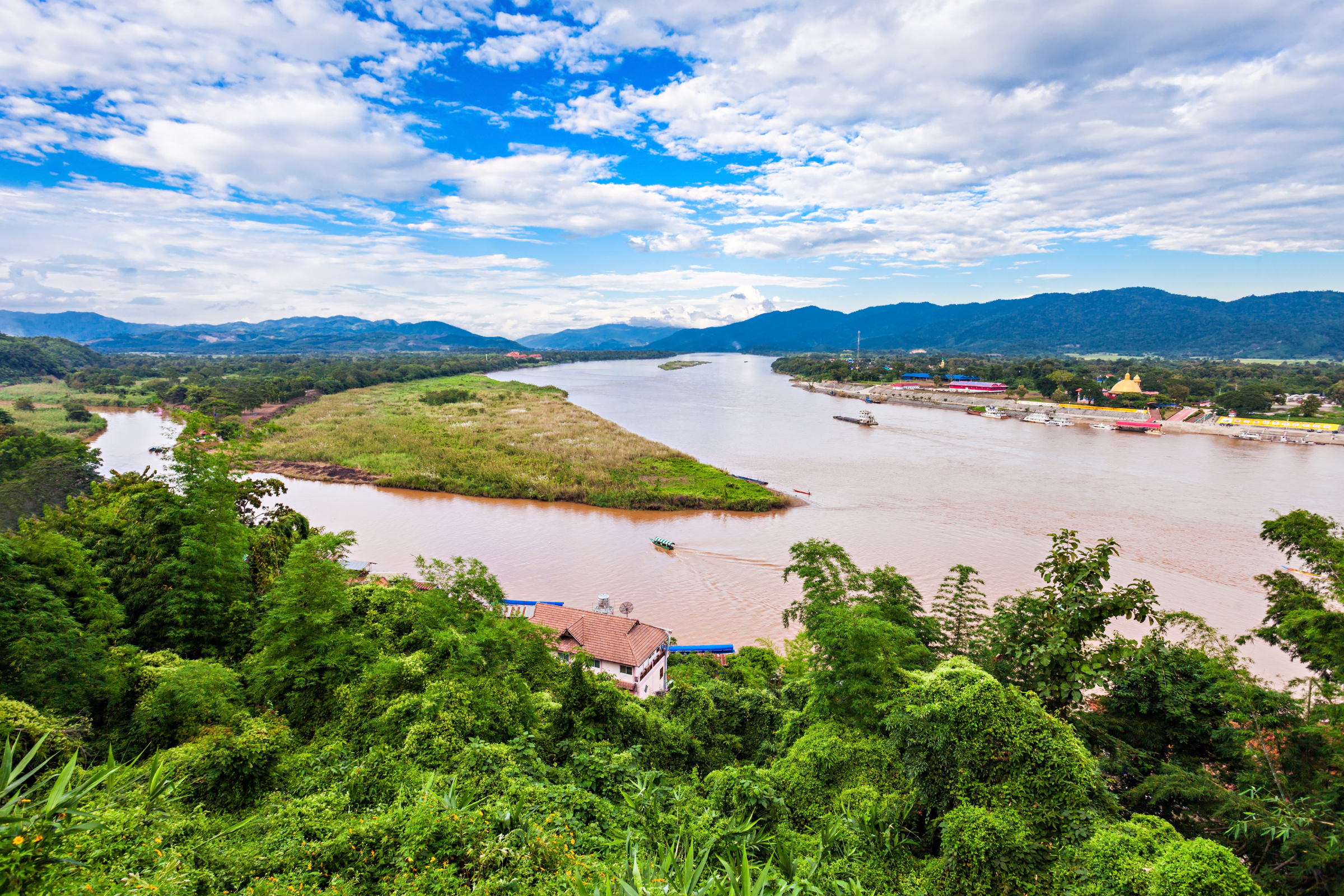 golden triangle (2).webp